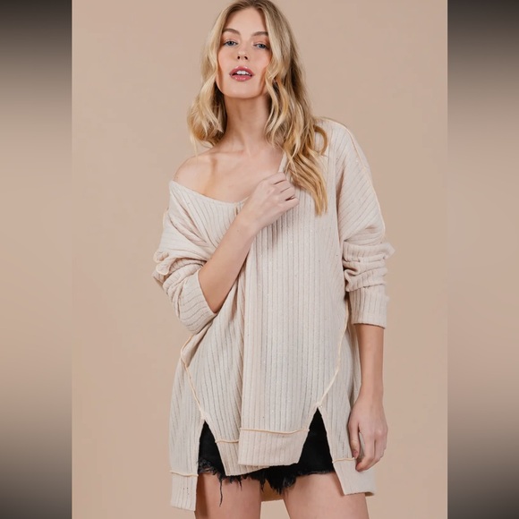 Solid Oversized Fit Knit - Picture 2 of 6